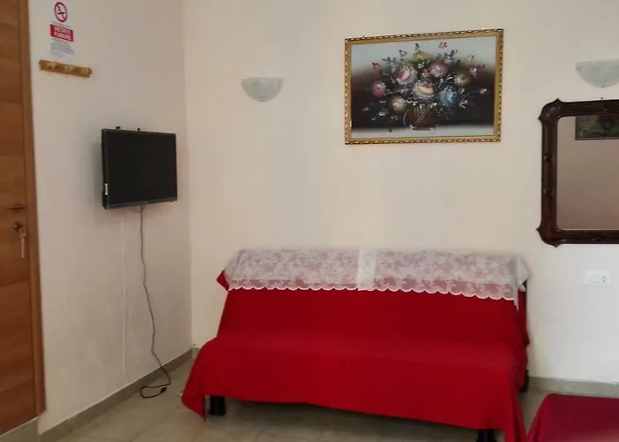 Liayi Family Hotel（李阿姨家庭旅馆） Bed & Breakfast 4*